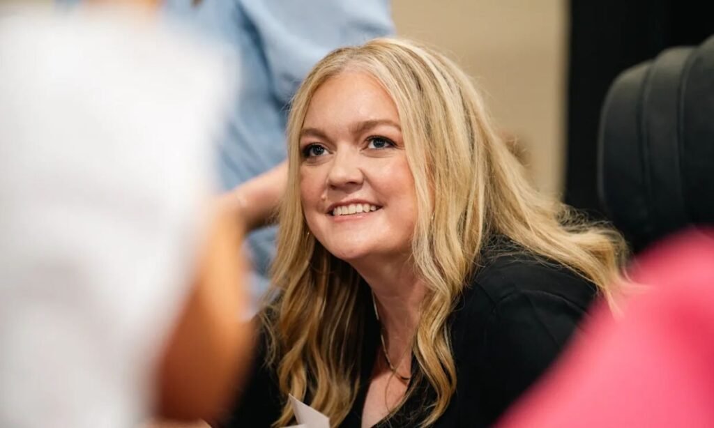 colleen-hoover-net-worth-2026-overview