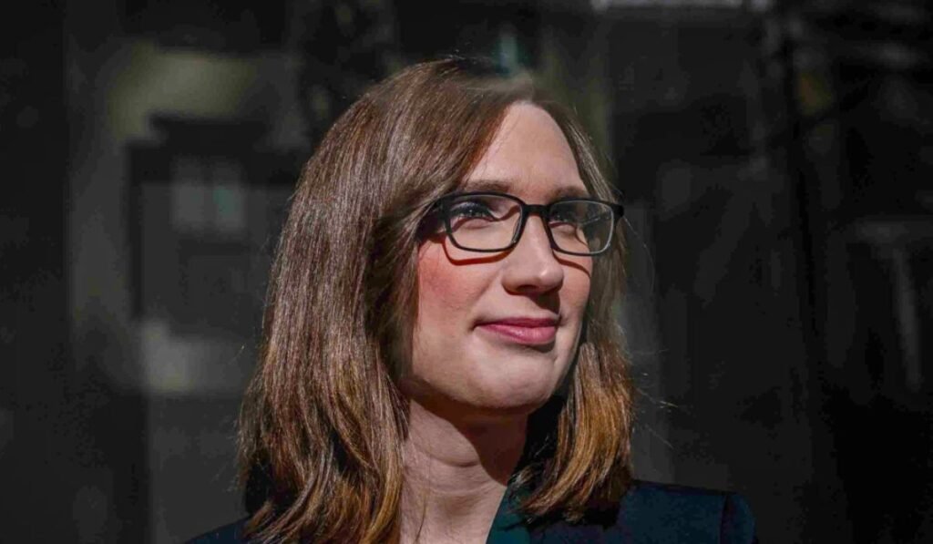 early-life-and-education