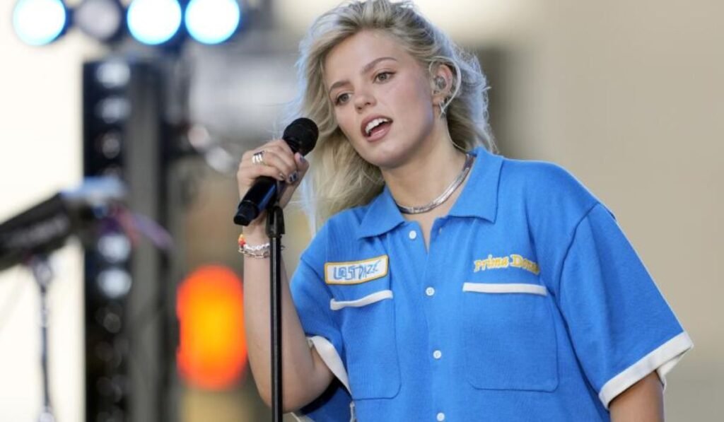 how-tall-is-renee-rapp-in-2026