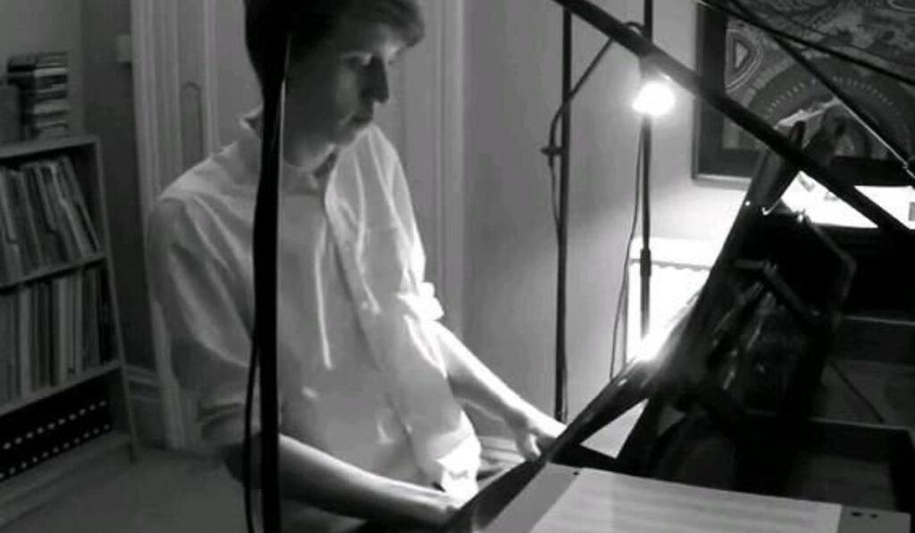 performance-style-and-live-presence