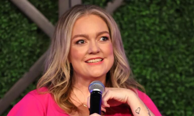 colleen-hoover